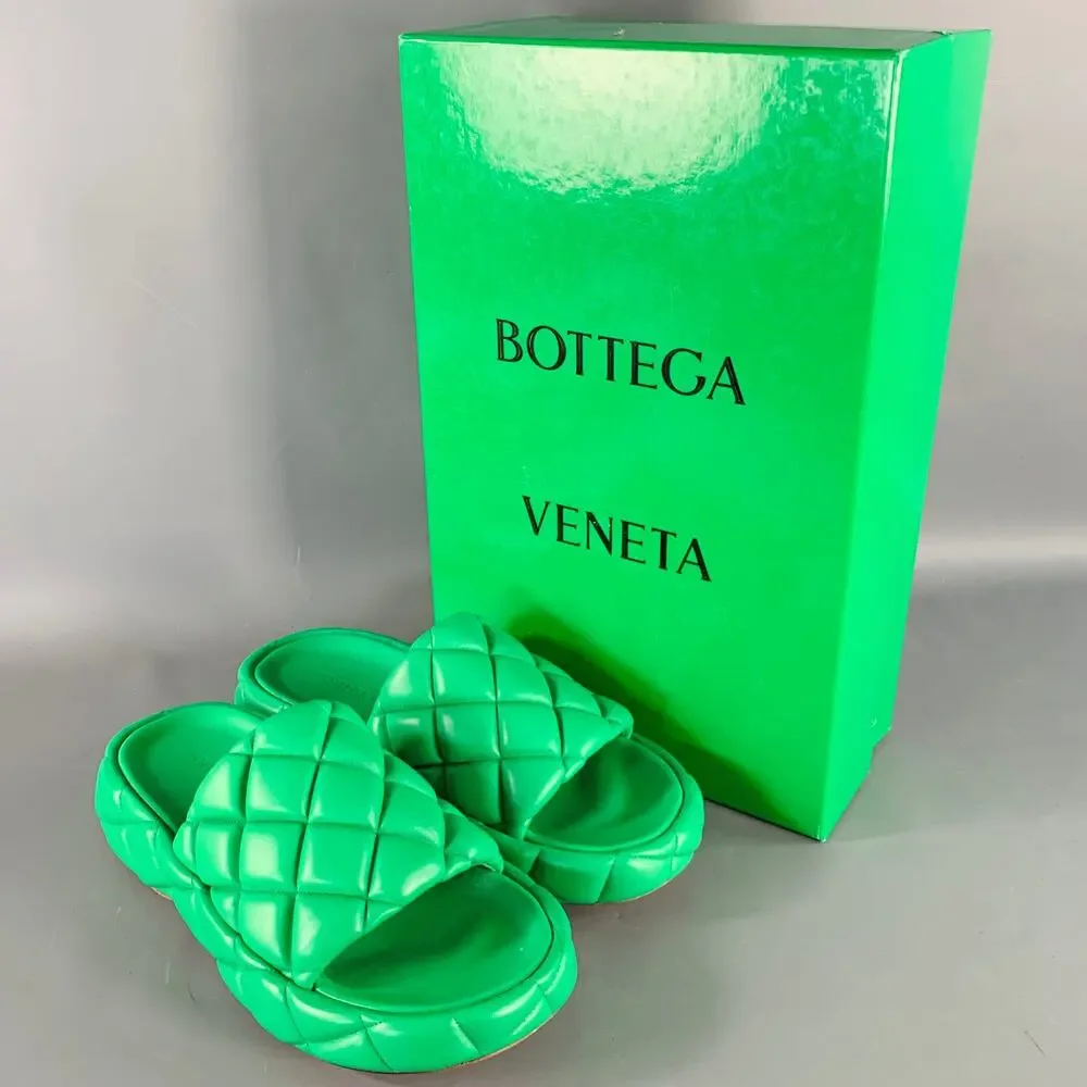 BOTTEGA VENETA Size 7 Green Quilted Padded Lambskin Leather Slide Sandals